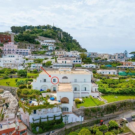 Suite Palazzo Capri - Seaview Екстер'єр фото