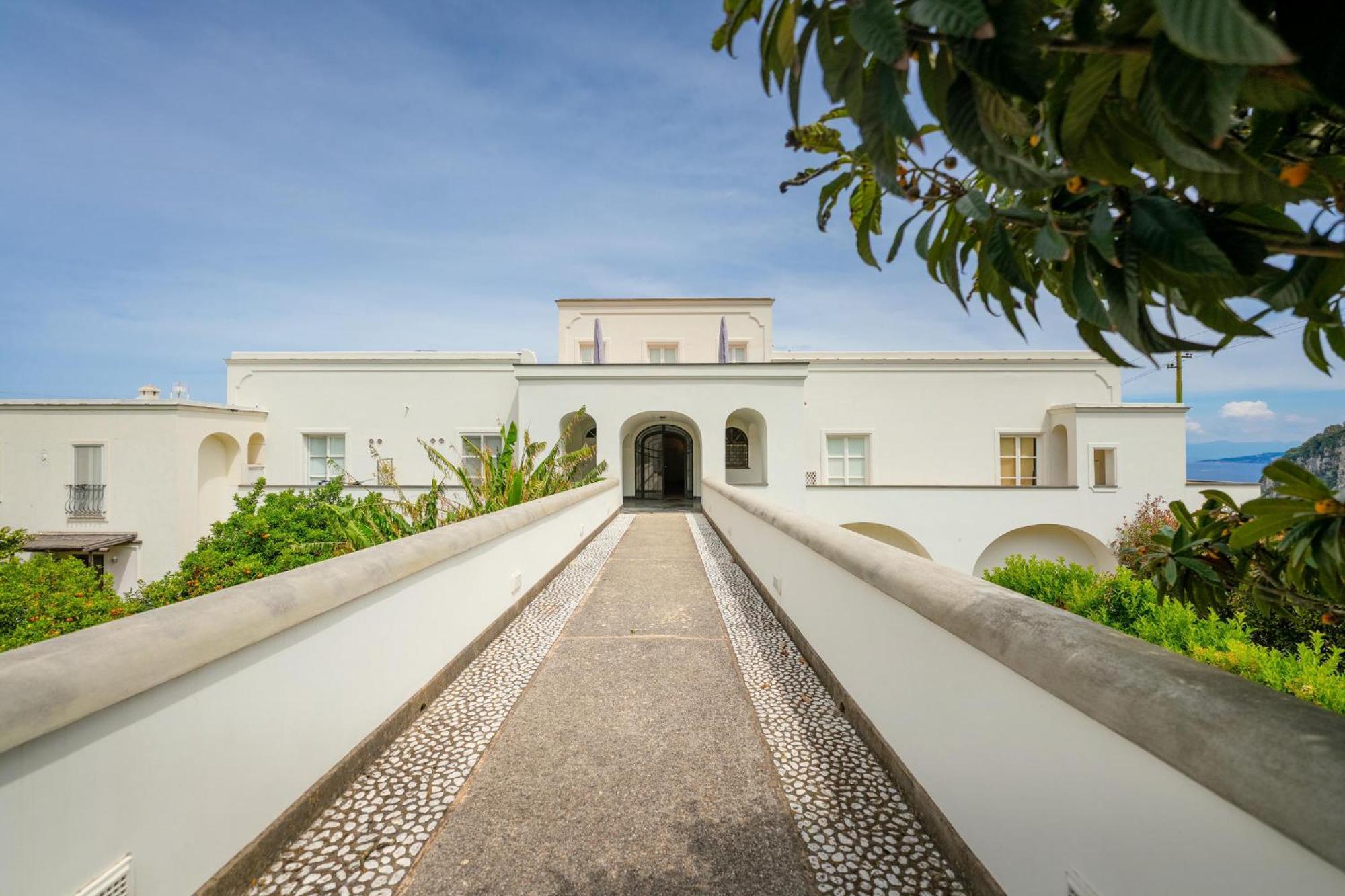Suite Palazzo Capri - Seaview Екстер'єр фото